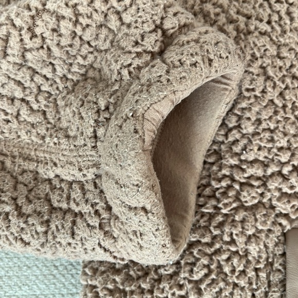 Abercrombie & Fitch Tan Sherpa Fleece Pullover Sweatshirt Size Medium - Picture 4 of 15